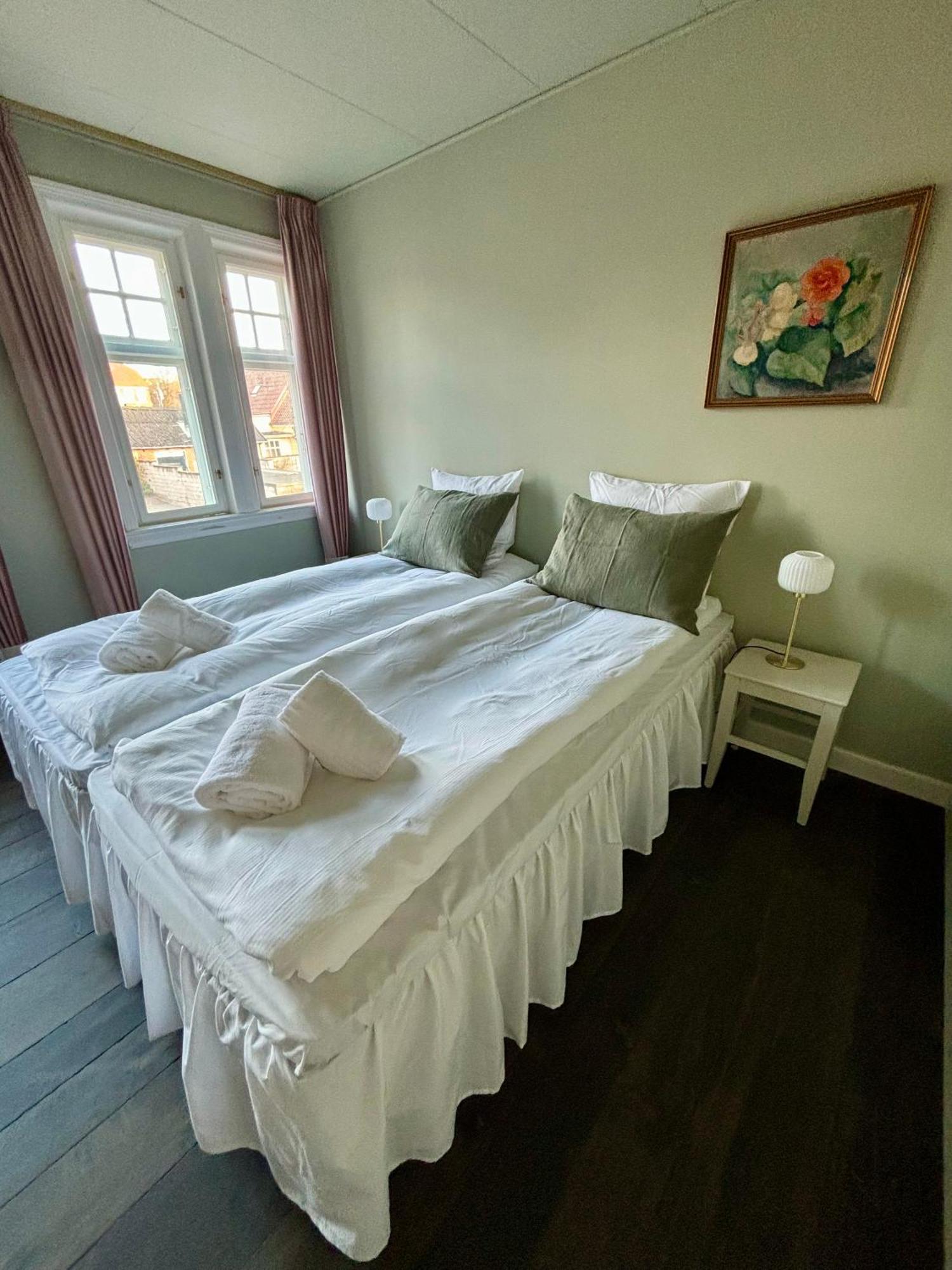 Hotel Kysten Hasle ภายนอก รูปภาพ
